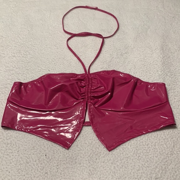 Shein Split Front PU Leather Halter Top, NWOT’s, Plus FREE Shirt, Size 3X (18) - Picture 4 of 14